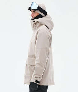 Veste de ski imperméable personnalisée pour hommes | Veste d'hiver de snowboard en plein air avec capuche et poches | Fabricant de vêtements de ski OEM/ODM 2025 - Product Image 4