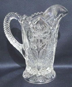 Pichet en verre transparent avec large ouverture et poignée robuste pour verser et nettoyer facilement, idéal pour une utilisation quotidienne et les rassemblements - Product Image 2