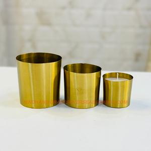 Contenedor de velas de hierro con recubrimiento en polvo blanco Diseño de fondo plano para velas de cera de soja Proveedor de ocasiones navideñas en India - Product Image 5