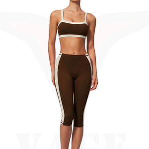 Ensemble de shorts de yoga pour femmes, tissu extensible doux, taille élastique, confortables, pour les vêtements de yoga - Product Image 1
