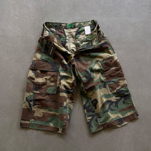 Custom Men's Vintage Washed Distressed Baggy Heavyweight Denim Shorts All Rhinestone Pattern Street Wear Jorts con cintura media - Product Image 1