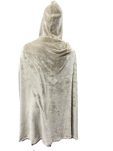 Couverture à capuche Sherpa en flanelle de polyester microfibre Robe de couverture portable douce et polyvalente fabriquée en Inde. - Product Image 4