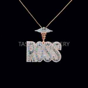 Cadena Cubana Unisex de Plata de Ley 925 de la Mejor Calidad, Chapada en Oro de 10K, con Moissanita VVS con Certificación GIA, Corte Brillante, Cierre con Letra Personalizada - Product Image 3