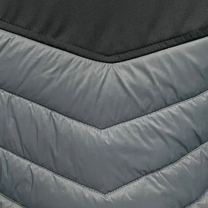 Veste matelassée à capuche légère et résistante à l'eau pour femme, personnalisable OEM, de haute qualité, à manches longues et fermeture éclair intégrale, pliable - Product Image 6