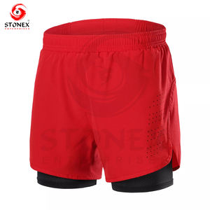 Vente en gros de shorts de course personnalisés pour hommes shorts de sport d'entraînement noirs à séchage rapide avec poches pour une course décontractée - Product Image 1