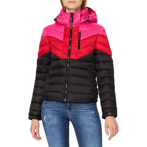 Dernier design Veste d'hiver pour femme en duvet avec fermeture éclair Tissu en toile Logo frontal personnalisable Respirant Service OEM Vente en gros - Product Image 1