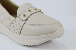 Women's All-Season Moccasin Loafers TPR Sole Lighted Quilting Upper Finish Height Increasing Breathable Boat Shoes Summer - Product Image 6