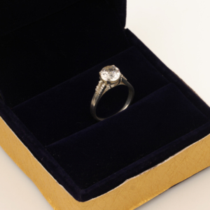 RJGE03 925 plata esterlina piedra preciosa eternidad 8mm blanco Cubic Zirconia Vermeil solitario piedra natal regalo de compromiso para mujeres - Product Image 6