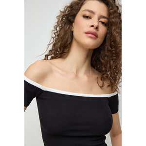 Blusa de Punto con Ribete en Contraste - Product Image 3