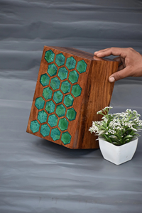 กล่องไม้แกะสลักอีพ็อกซี่ฝังอีพ็อกซี่สีเขียวกล่องอนุสรณ์ส่วนบุคคลสำหรับขี้เถ้า - Product Image 3