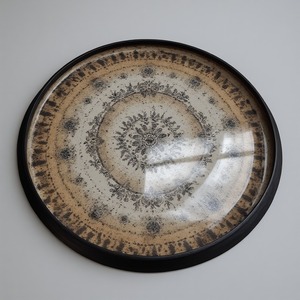 Plaque de chargeur de vague de cristal de fer Texture ondulée fluide Design Art déco artisanal léger pour le style de table à manger haut de gamme - Product Image 6