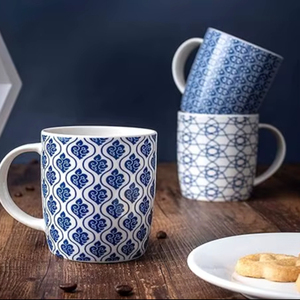 Mug en céramique imprimé artistique, parfait pour offrir en cadeau et pour la routine quotidienne du thé du matin, mug en céramique moderne par AALIYAN I MPEX - Product Image 1