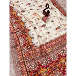 Sari de Seda Pashmina Estampado con Pieza de Blusa de 6.3 Metros para Bodas - Product Image 2