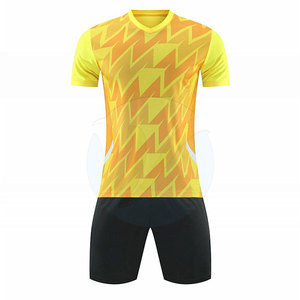 Uniforme de fútbol con impresión personalizada, uniforme de fútbol de material duradero - Product Image 1