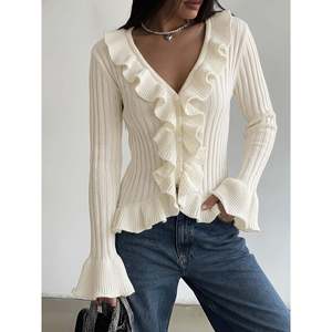Cárdigan de mujer con cuello en V, estampado de crochet, ribete de volantes y mangas acampanadas - Product Image 4