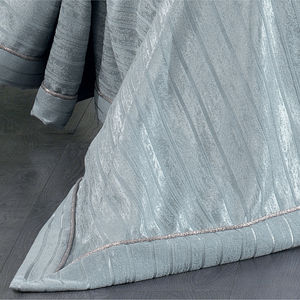 Juego de Cubrecama Guzide DECO Classic de 4 Piezas, Color Turquesa, 100% Chenilla Tejida, Hilo Teñido a Rayas, Lavable, Antiácaros, Tamaño King - Product Image 5