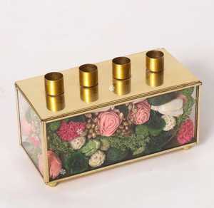 Porte-bougie de l'Avent élégant Belle |   Boîte à bougies décorative en verre et métal avec accents dorés pour quatre bougies de saison - Product Image 6