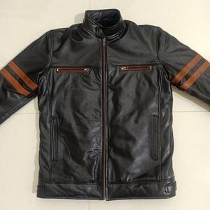 Chaqueta de cuero negro de primera calidad para hombre construida para un rendimiento resistente con Forro cálido y detalles distintivos de la India - Product Image 1