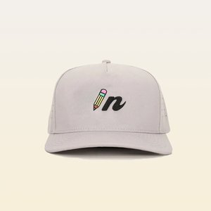 Gorra de golf al por mayor de fábrica con logo personalizado, 5 paneles, perforaciones láser, ojales de ventilación, gorra snapback casual ajustable, Vietnam - Product Image 1