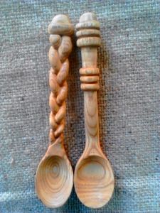 LISTE CUILLÈRE EN BOIS SCULPTURE Logo personnalisé Ustensile de cuisine en bois naturel Cuillère solide en bois d'acacia pour la cuisson - Product Image 2