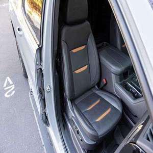 Camioneta 4x4 Avanzada 2024, Interior Premium, Construcción Robusta, Motor de 6.1-8L, Transmisión Automática, Panorámica - Product Image 3