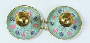 Juego de tazas de té con diseño en relieve de latón puro fabricante de 2 platillos para servir té, café, vajilla, volumen 150 ML - Product Image 2