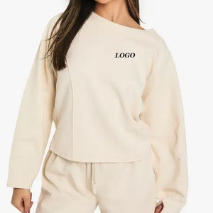 Sudadera Clásica para Mujer con Precio de Mayoreo para Compradores, Corte Moderno y Fácil de Combinar para Mujer / Ropa Urbana de Moda - Product Image 1