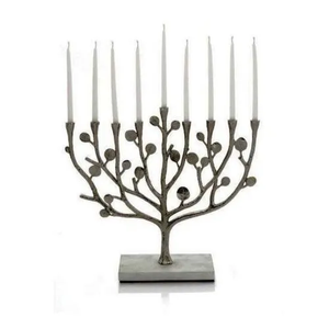 Candélabre religieux pour la décoration intérieure Menorah avec pièce maîtresse de table à prix abordable Bougeoir Menorah en métal de meilleure qualité - Product Image 2