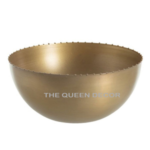 Grands bols de pédicure en métal de luxe Nouveau bols de pédicure ronds martelés de concepteur Bol de pédicure en cuivre avec repos - Product Image 1