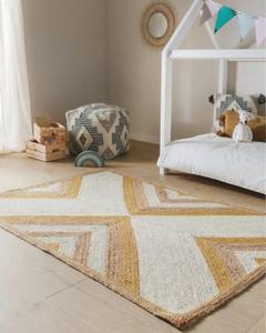 Tapis géométrique fait main |   Tapis moderne à motif chevron pour salon, chambre à coucher et décoration intérieure |   Tapis de sol doux et durable - Product Image 2