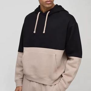 Venta caliente Color Block Hoodie para hombres OEM Custom Streetwear Pullover Sudadera con capucha Elegante negro y Beige Two-Tone Fleece - Product Image 2