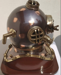 Casque de plongée sous-marine antique de super qualité - Product Image 2