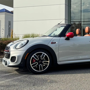 MINI Cooper Convertible John Cooper Plus 2019 Usado en Buen Estado, Sin Accidentes, Volante a la Izquierda/Derecha - Product Image 1