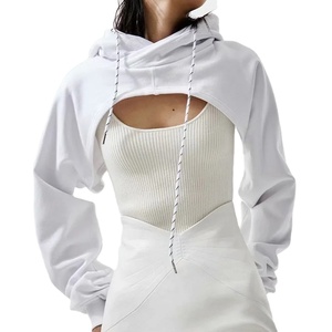 Tops cortos de verano personalizables para mujer con logotipo Conjuntos cómodos y transpirables de manga corta de color sólido de talla grande - Product Image 1