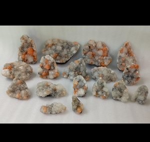 Geoda de Mineral de Apofilita Roja y Stilbita de Gran Tamaño, Especímen de Jalgao, Maharashtra, India, Hermosa - Product Image 2