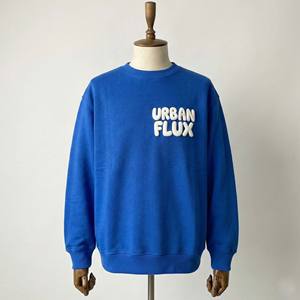 เสื้อสเวตเชิ้ตคอกลมถักนิตติ้งหนานุ่มพิเศษสำหรับฤดูหนาว พิมพ์ลายโลโก้แบบนูน 3 มิติ สีน้ำเงินรอยัล ผ้าฝ้ายฟลีซ สไตล์สตรีทแวร์ สำหรับผู้หญิง - Product Image 1