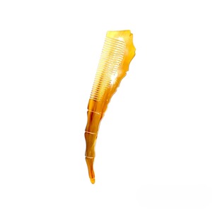 OX Horn Whit Fashion Large Flower <b>Wide</b> Tooth Horn Massage <b>Comb</b> Natural Cow Horn Best Design <b>Comb</b> Selling in Good Quality - Product Image 5