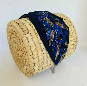 Bandeaux élégants entièrement perlés à la main avec un ajustement doux et rembourré, faciles à porter, brodés à la main - Product Image 4