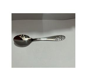 Petite cuillère faite à la main pour les portions de médicaments pour enfants ou pour les portions de nourriture à faible coût - Product Image 2