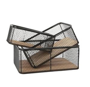 Corbeille à fruits en fer artisanal de style ancien avec un beau motif de défilement et un support robuste pour une utilisation sur le comptoir - Product Image 4