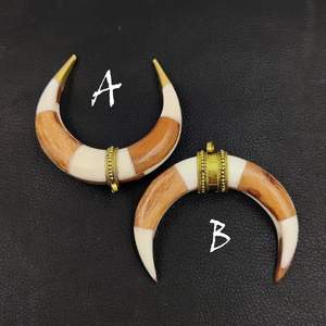 Bone Inlay Bangle for Party Wear Use Handmade Manufacturer Fashion Jewelry Vintage Stylish Bone Bangle With Brass Lock - Product Image 3