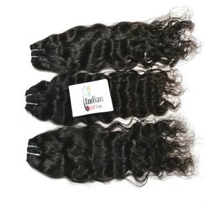 Extensions de cheveux humains vierges naturels tissés à la main, fabriqués en Inde, bouclés, couleur noire, cuticules alignées, non traités, en vente - Product Image 4