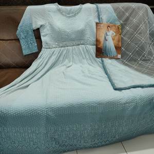 Pida ahora vestido Anarkali largo bordado Georgette de imitación real con juego Dupatta a juego para boda y fiesta especial - Product Image 5