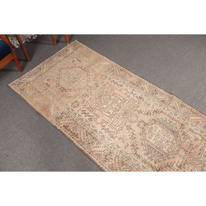 Petit tapis vintage, tapis turc de 3,3 x 14 pieds, tapis géométrique beige - Product Image 2