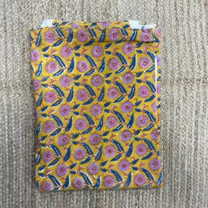 Telas estampadas de bloques hechas a mano con estampado Floral para ropa, tela de edredón con estampado de bloques, bufanda y Material de vestido - Product Image 1