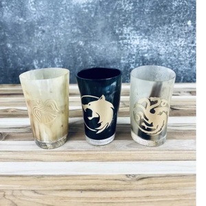 Vaso de chupito de cuerno de buey de búfalo natural hecho a mano, copa de cuerno de ganado vikingo para amantes del vino de la India disponible - Product Image 2