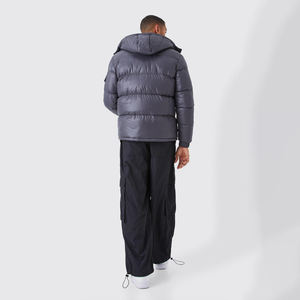 Prenda Exterior Elegante para Clima Frío con Chaqueta Acolchada Gris con Capucha, Aislamiento Acolchado, Estilo Casual Moderno y Uso Diario - Product Image 2