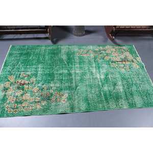 Tapis turc vintage, tapis de 3,4 x 6,3 pieds, tapis à motifs floraux avec accents verts - Product Image 3