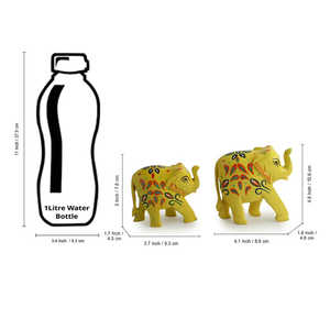 Juego de escultura tallada y pintada a mano 'The Sunny Elephants' de 2 hechos de madera de eucalipto - Product Image 6