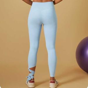 Kiteng 2024ออกกำลังกายแห้งเร็วของผู้หญิงแห้งเร็วของผู้หญิงกางเกงโยคะสีพื้นสายไขว้เอวสูงยกกระชับสะโพก - Product Image 5